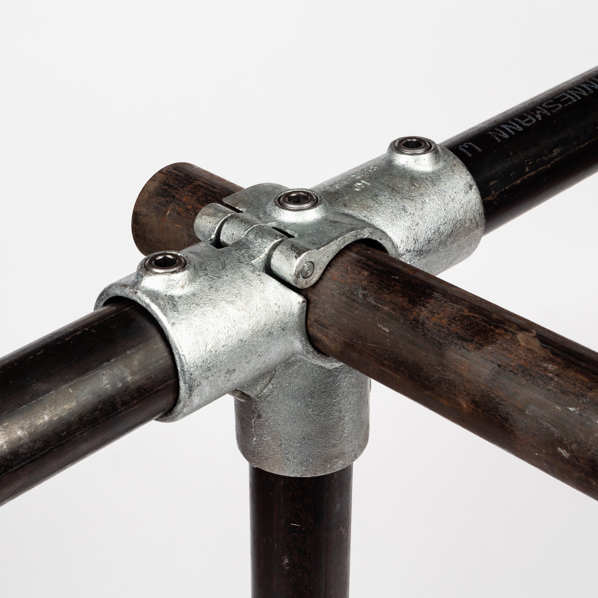 3-vejs split kryds - Clarrods Clamps CL176A | Erik Larsen & Søn | Clarrods | Foto 1