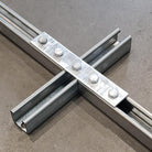 P1941 - Lige planbeslag, 5 huls | Unistrut | Beslag til skinnesystemer | Foto 3