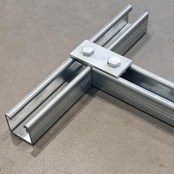 P1065 - Lige planbeslag, 2 huls | Unistrut | Beslag til skinnesystemer | Foto 5