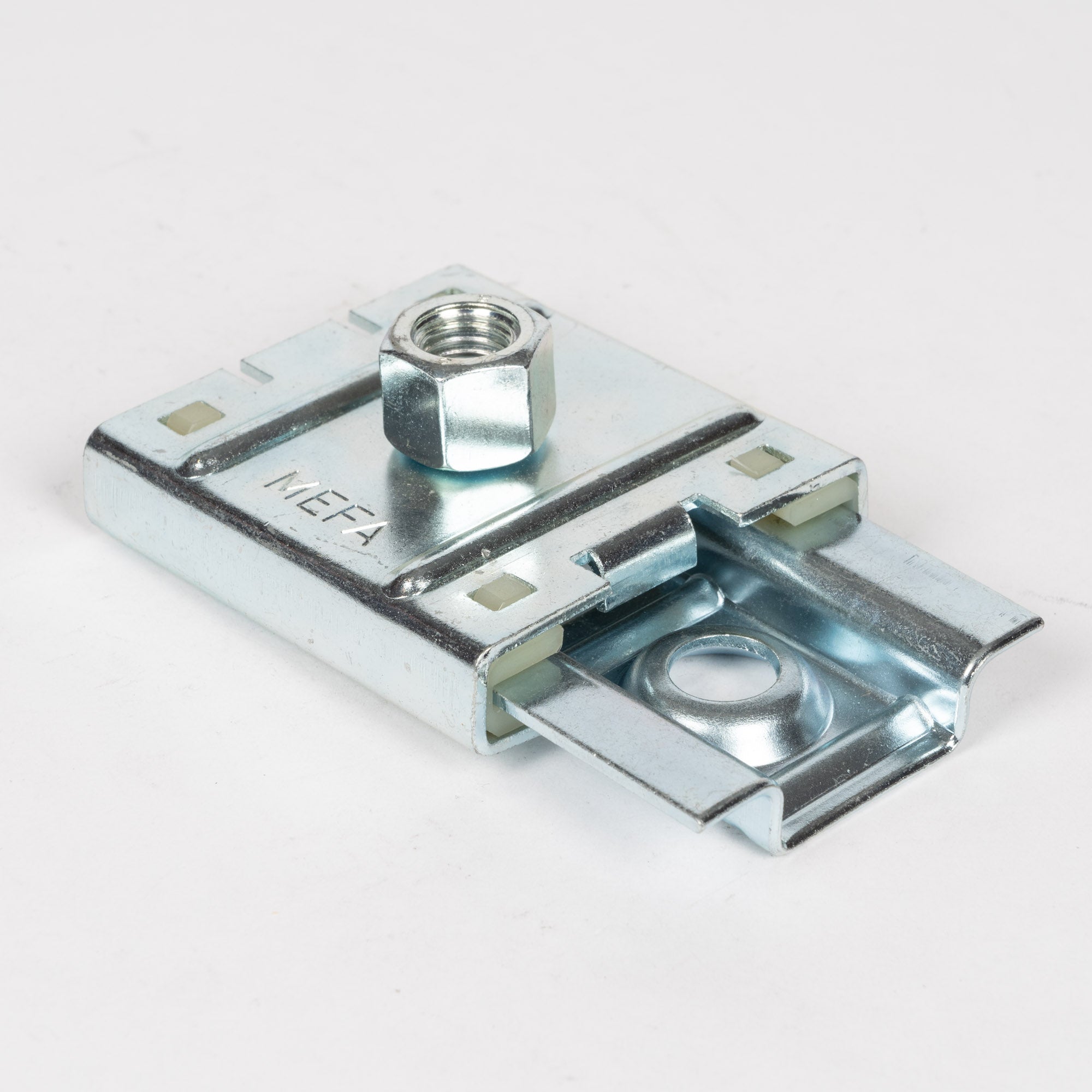 Glidebeslag med en muffe - M8-1/2 tilslutning | Erik Larsen & Søn | Beslag til rørbøjler | Foto 3