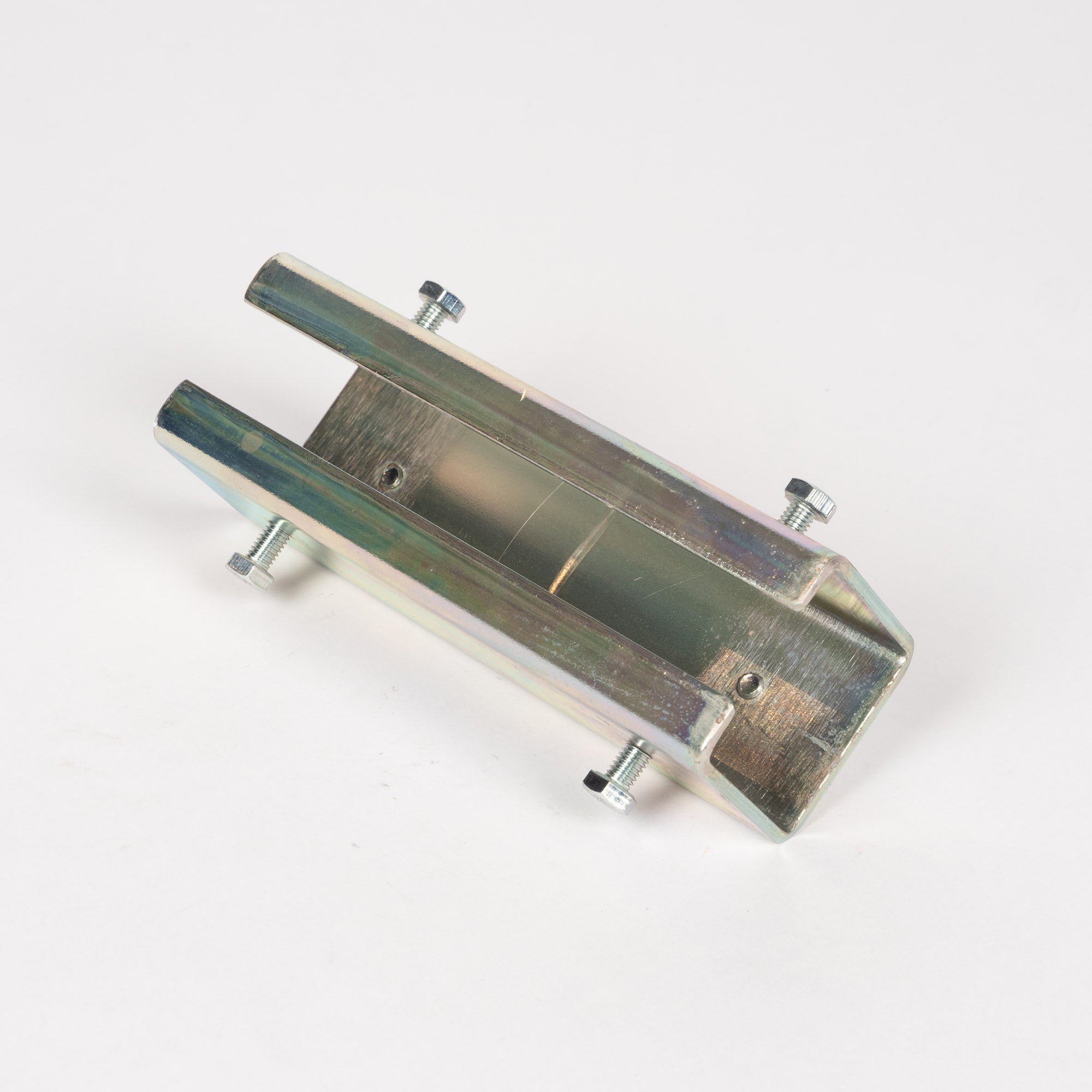 Langt svøb til montageskinner | Unistrut | Beslag til skinnesystemer | Foto 3