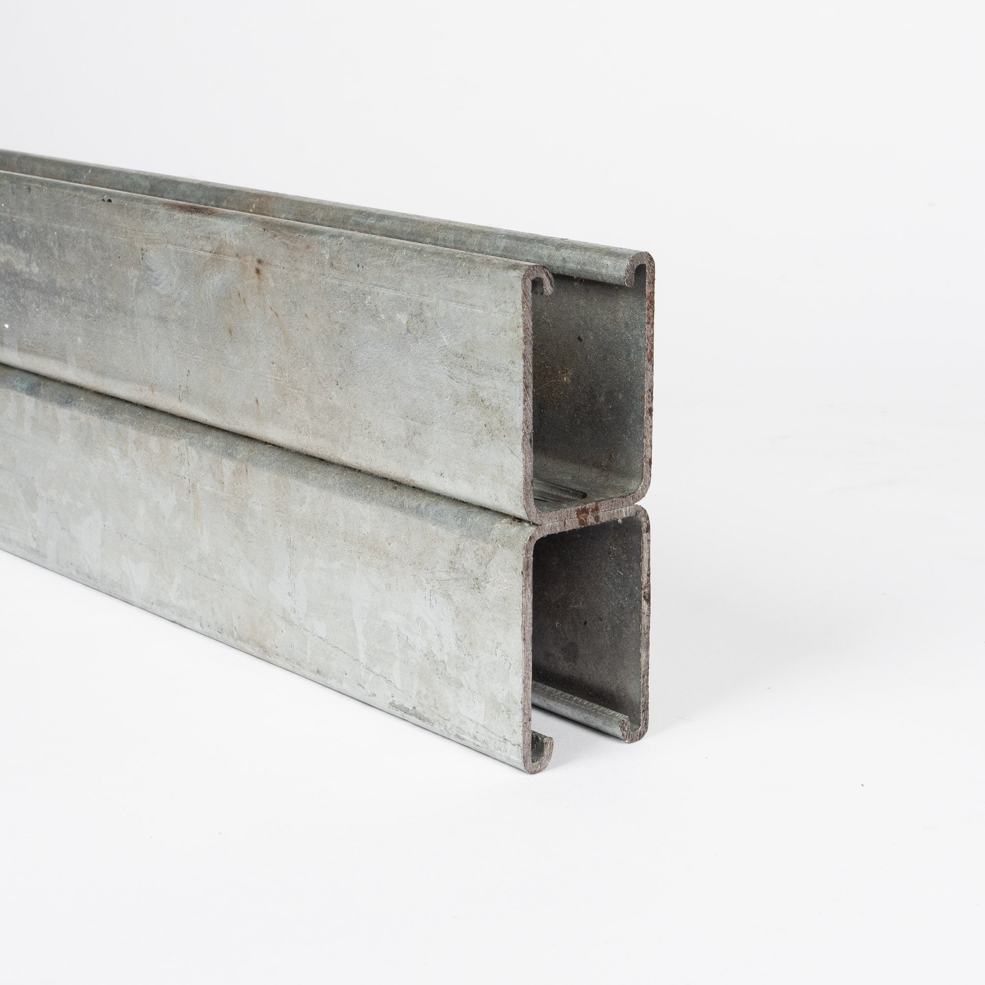 P5501 - Dobbelt montageskinne m/huller (41x124x2,5 mm) | Unistrut | Profiler | Foto 3