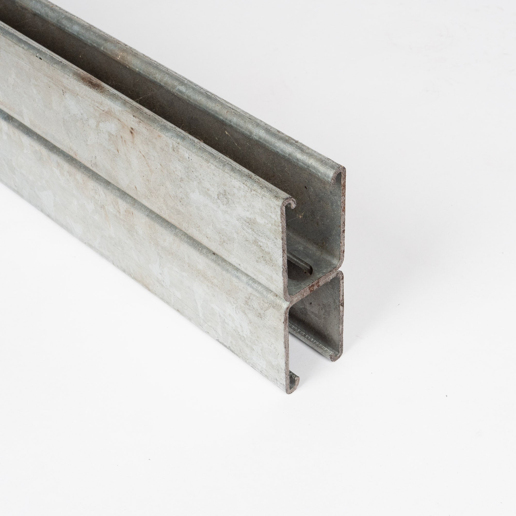 P5501 - Dobbelt montageskinne m/huller (41x124x2,5 mm) | Unistrut | Profiler | Foto 2